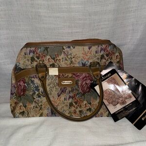 Advantage Floral Tapestry Handbag - Brown and Cream